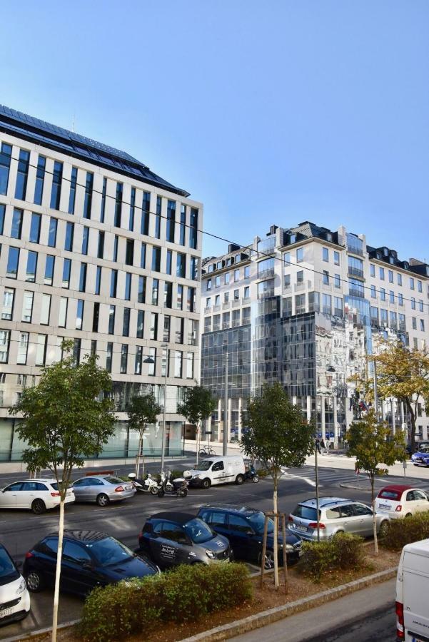 Schottenring Stock Exchange * Wien